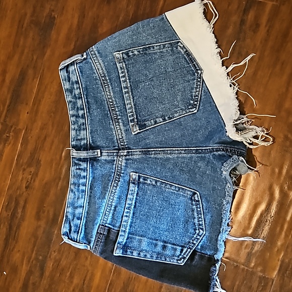 PacSun Jean Shorts - Picture 6 of 6
